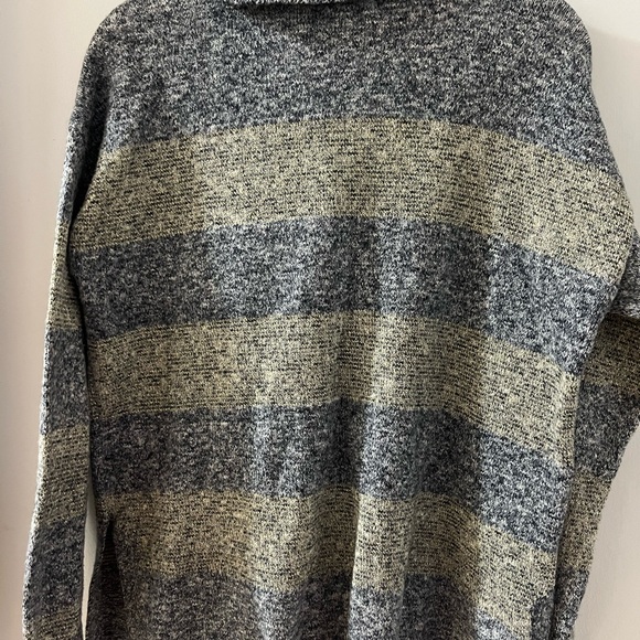Tommy Hilfiger Turtleneck Sweater - Picture 3 of 3